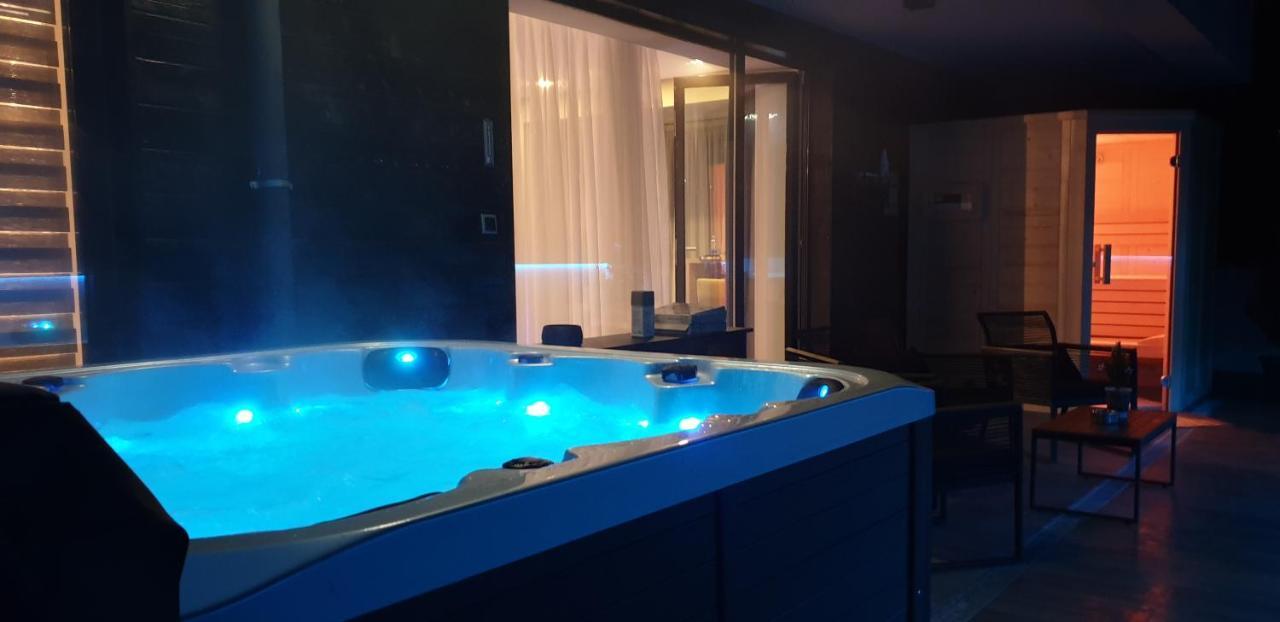 Mariah Spa Deluxe Apartment In Silver Mountain 포이아나브라소프 외부 사진